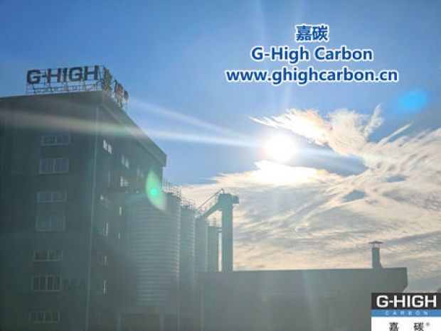 下班時(shí)分，天空上演白云盛宴，員工紛紛記錄美好時(shí)刻。