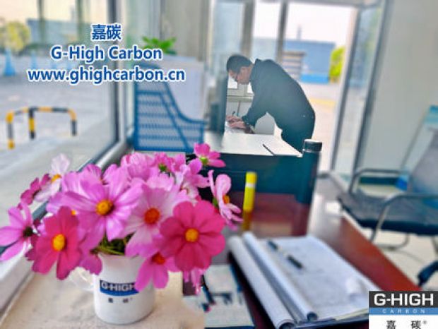 嘉碳員工巧手布置，辦公環(huán)境煥發(fā)新生
